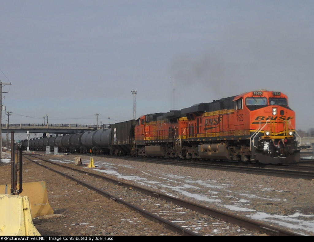 BNSF 7623 East